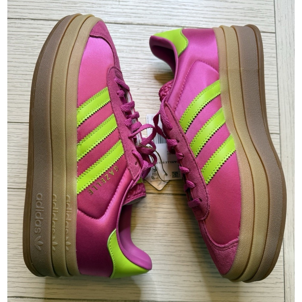 Adidas NWT Gazelle Bold Women Semi Lucid Fuchsia Solar Slime Lace Up Sneaker 10